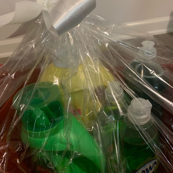 Home Essentials Bundle! 💕 - Picture 3 of 5